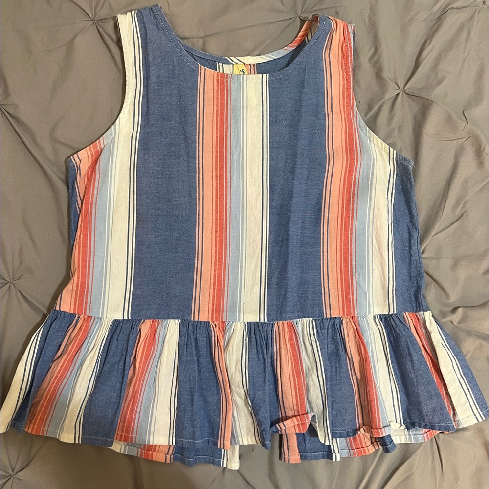 Adorable striped top with tie feature in the back size M